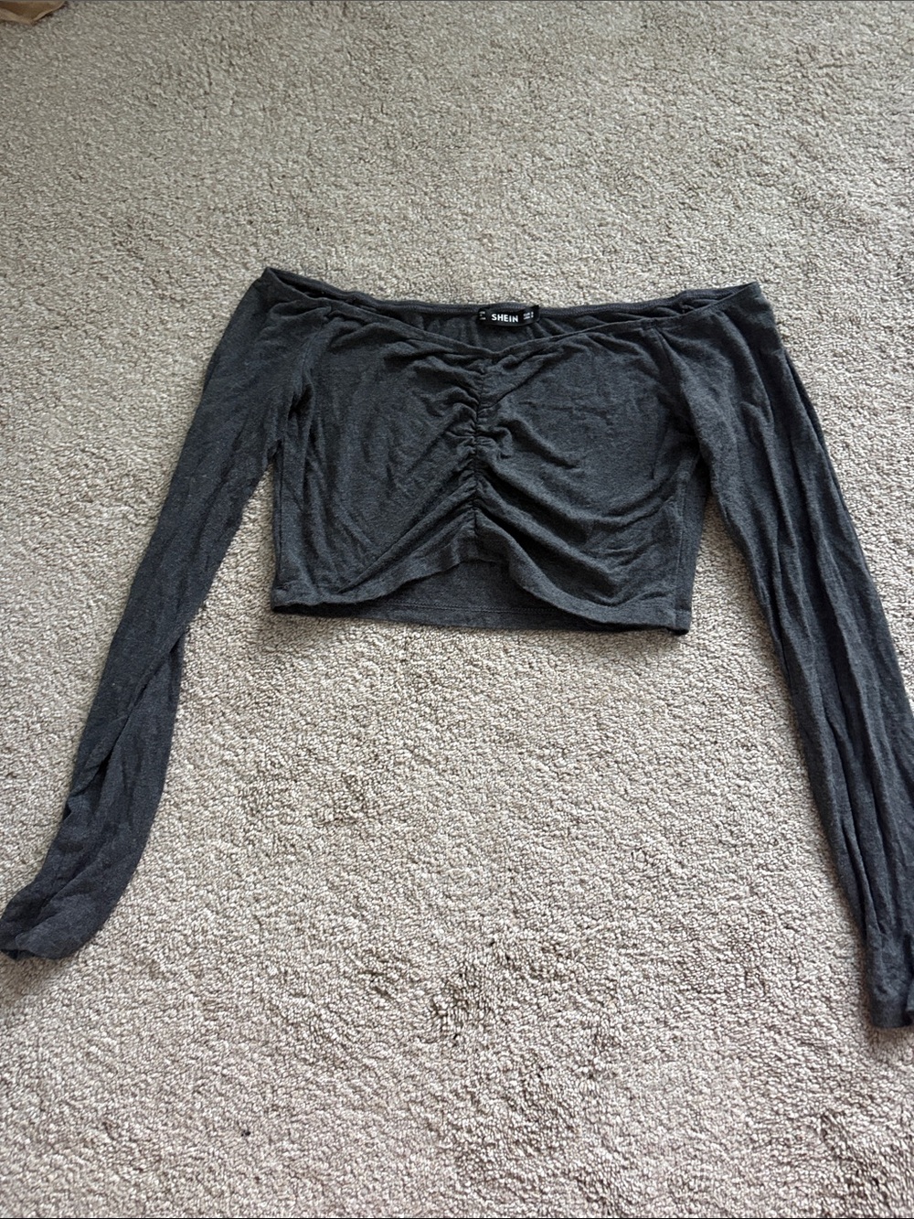 SHEIN Black Off-Shoulder Ruched Long Sleeve Crop Top